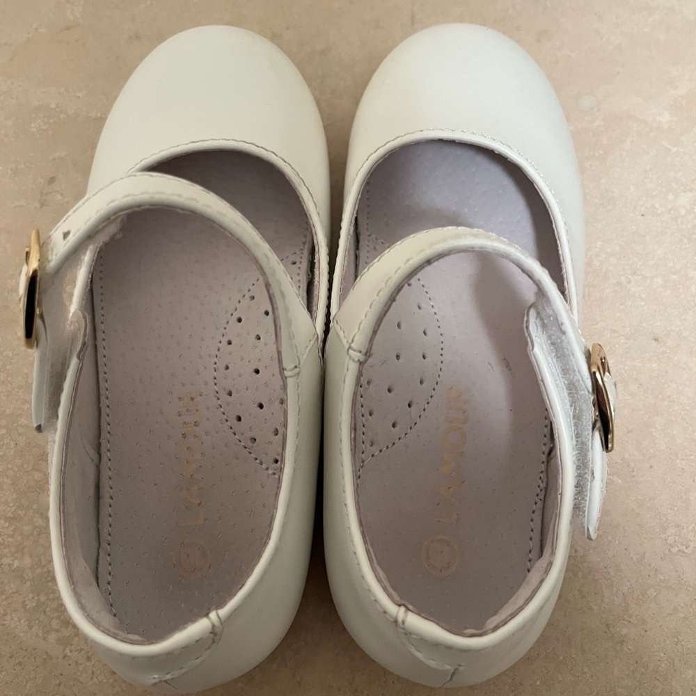 L’Amour White Leather Mary Jane’s - Picture 3 of 7